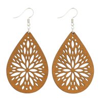 Dřevěné náušnice - Květinové kapky
