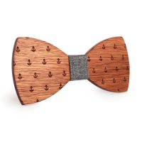 Dřevěný motýlek - Kotvy, šedý střed